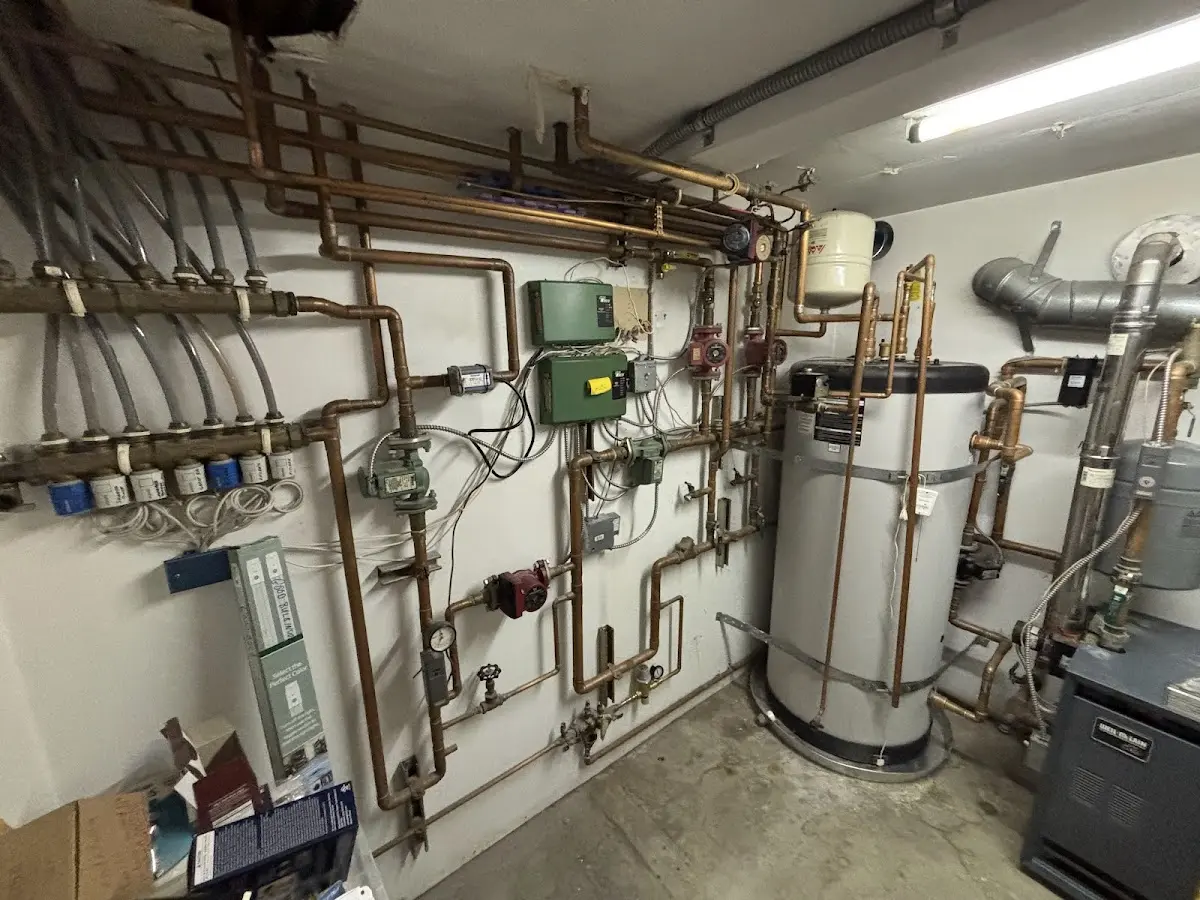 Plumbing services in Halawa, HI