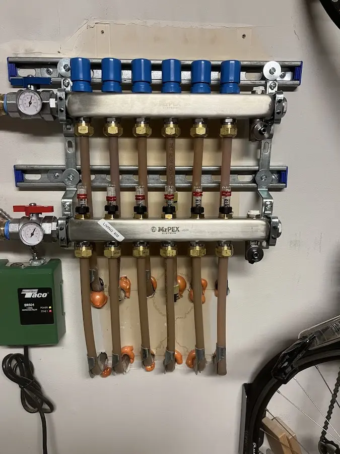 Plumber performing Leak Detection at a residential property in Halawa